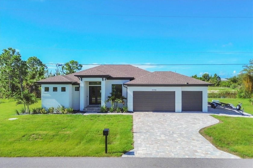 Welcome to your dream home!  This stunning 3 bedroom, 2 bathroom - Beach Home for sale in Port Charlotte, Florida on Beachhouse.com