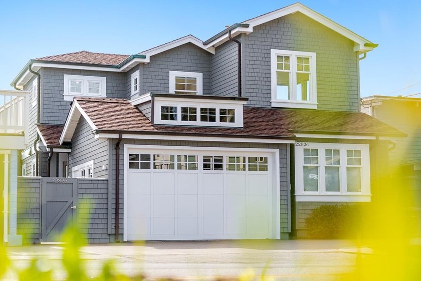 Let's start with the obvious: whoever designed this house - Beach Home for sale in Santa Cruz, California on Beachhouse.com