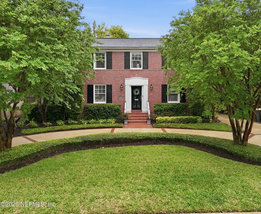 MULTIPLE OFFERS - H&B BY 4/13 AT NOON. This traditional - Beach Home for sale in Jacksonville, Florida on Beachhouse.com