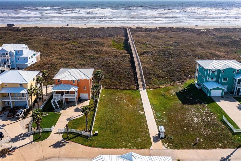 Beautiful, BEACHFRONT lot in Royal Sands Subdivision. This - Beach Lot for sale in Port Aransas, Texas on Beachhouse.com