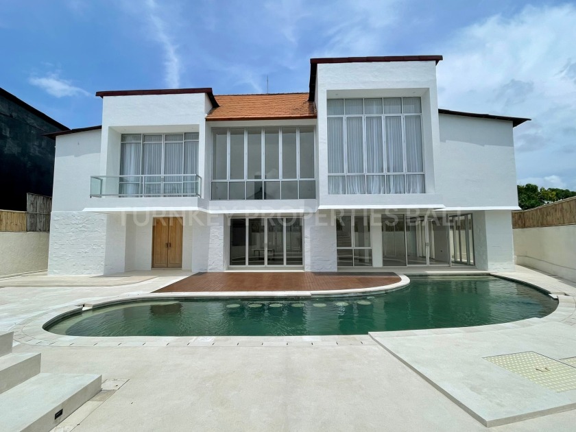 A Stunning Villa in a Strategic Area of Seminyak - Beach Home for sale in Seminyak, Bali on Beachhouse.com