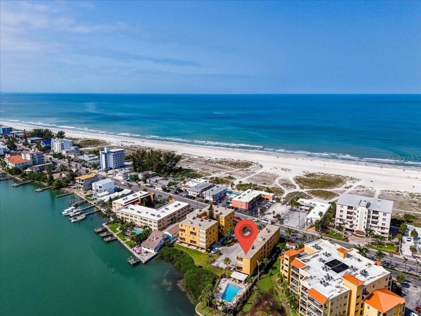This beach property is the ideal mix of location, layout and - Beach Condo for sale in Treasure Island, Florida on Beachhouse.com