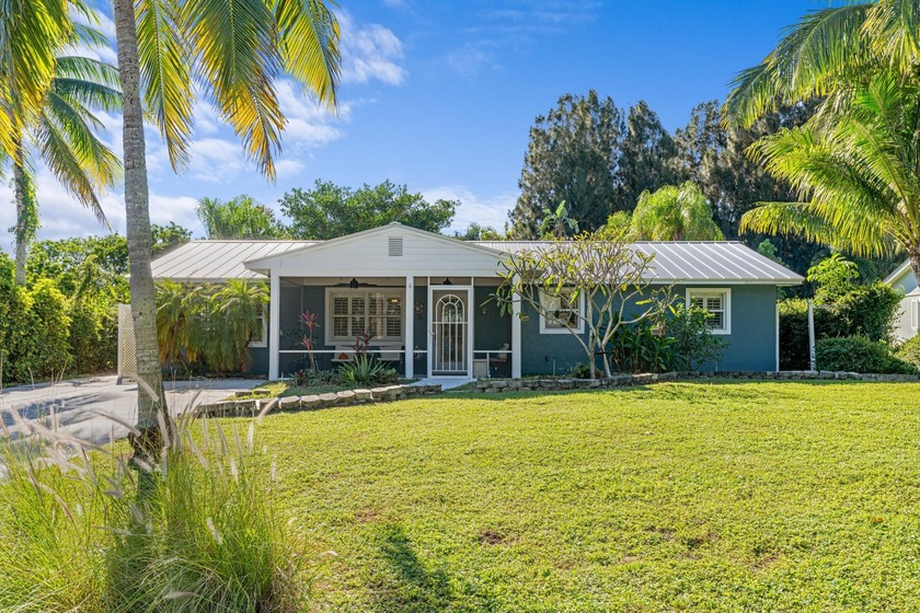 This stunning 4-bedroom, 2-bath home with a new metal roof - Beach Home for sale in Hobe Sound, Florida on Beachhouse.com