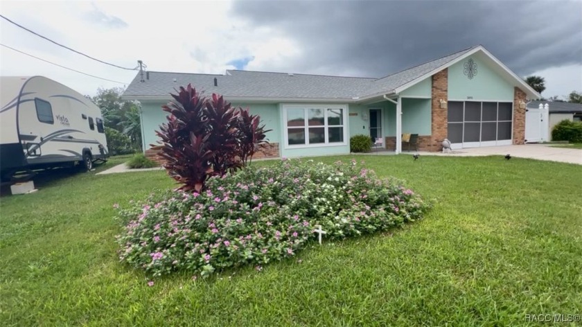 You'll have the best of both worlds in this spacious home that - Beach Home for sale in Crystal River, Florida on Beachhouse.com