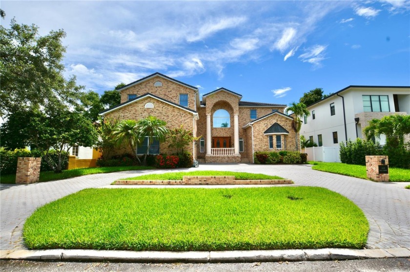 Located in South Tampa's popular Davis Islands neighborhood you - Beach Home for sale in Tampa, Florida on Beachhouse.com