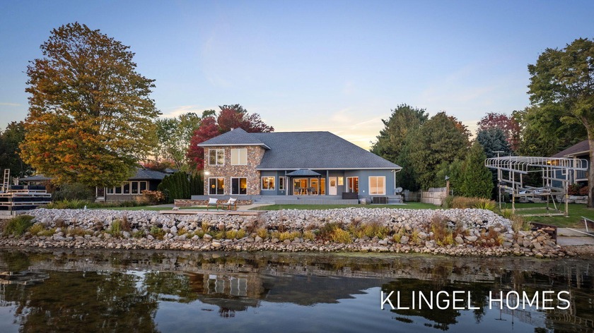 Welcome to 3315 Memorial Dr, Muskegon! Experience lakeside - Beach Home for sale in Muskegon, Michigan on Beachhouse.com