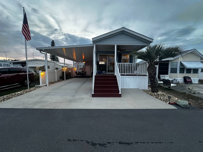 Custom-Built 2020 Single-Wide Manufactured Home in Orchid Lake - Beach Home for sale in New Port Richey, Florida on Beachhouse.com