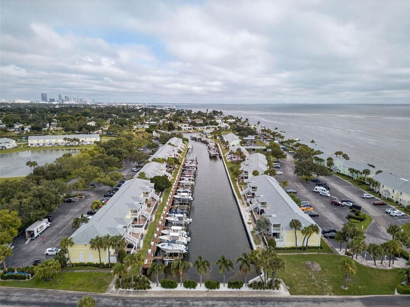 Welcome to the largest 1-bedroom condo floor plan in Waterside - Beach Condo for sale in St. Petersburg, Florida on Beachhouse.com