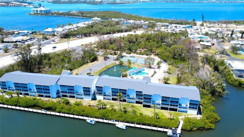 Priced to sell! Don't miss out! For sale 2 bedroom 2 bathroom - Beach Condo for sale in Englewood, Florida on Beachhouse.com