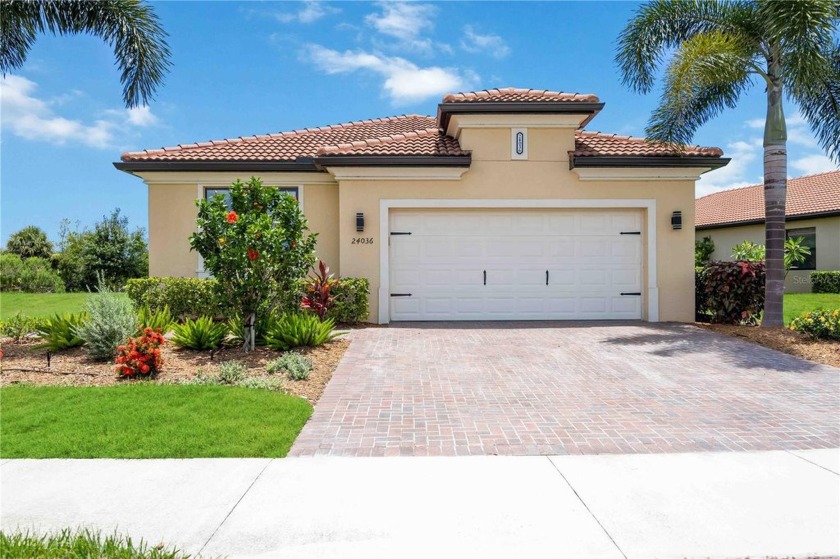 Location, Location, Location. This is a must see, especially if - Beach Home for sale in Venice, Florida on Beachhouse.com