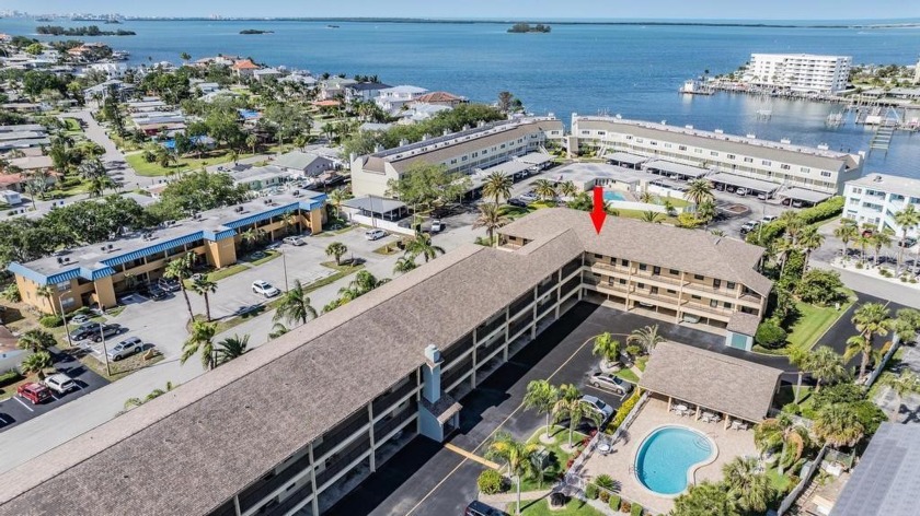 A Fabulous opportunity awaits you in this beautifully updated 2 - Beach Condo for sale in Dunedin, Florida on Beachhouse.com