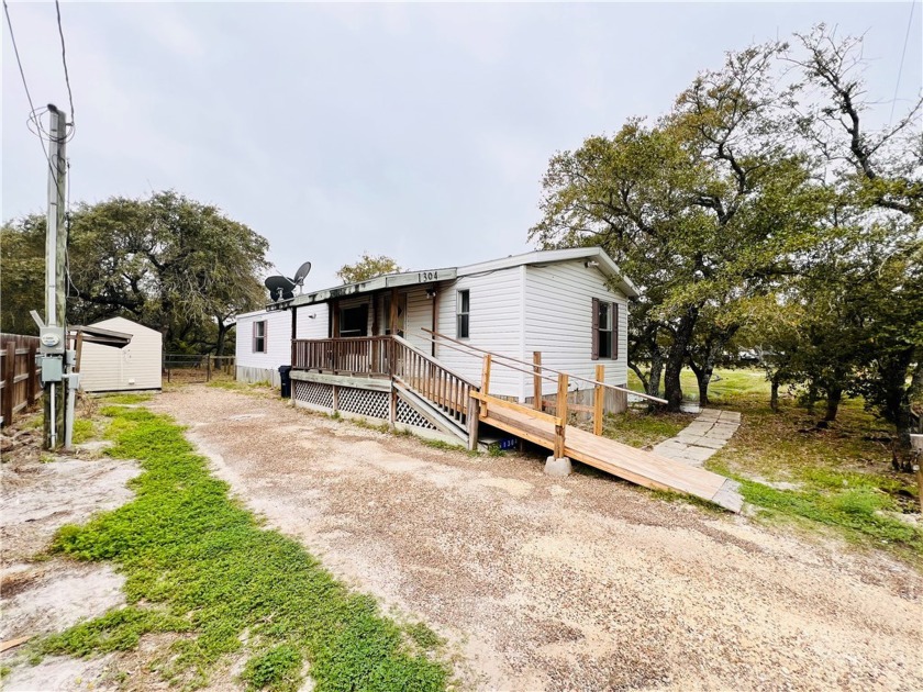 Investment or full time living. This 2011 16 x 56 mobile home - Beach Home for sale in Fulton, Texas on Beachhouse.com