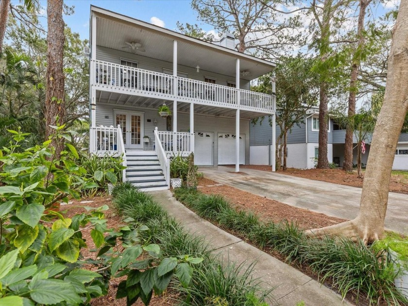 Welcome to this charming, well-maintained Charleston-style home - Beach Home for sale in Tarpon Springs, Florida on Beachhouse.com