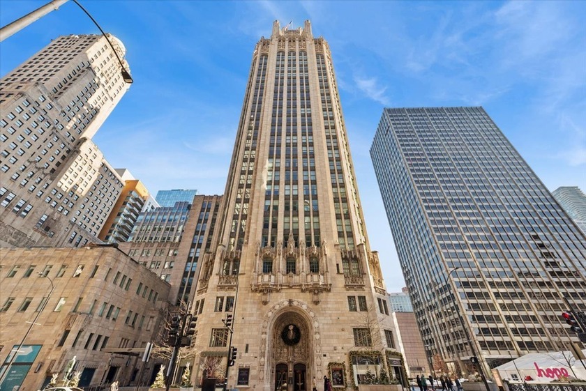 Tribune Tower Residence offers an amazing opportunity to own a - Beach Condo for sale in Chicago, Illinois on Beachhouse.com