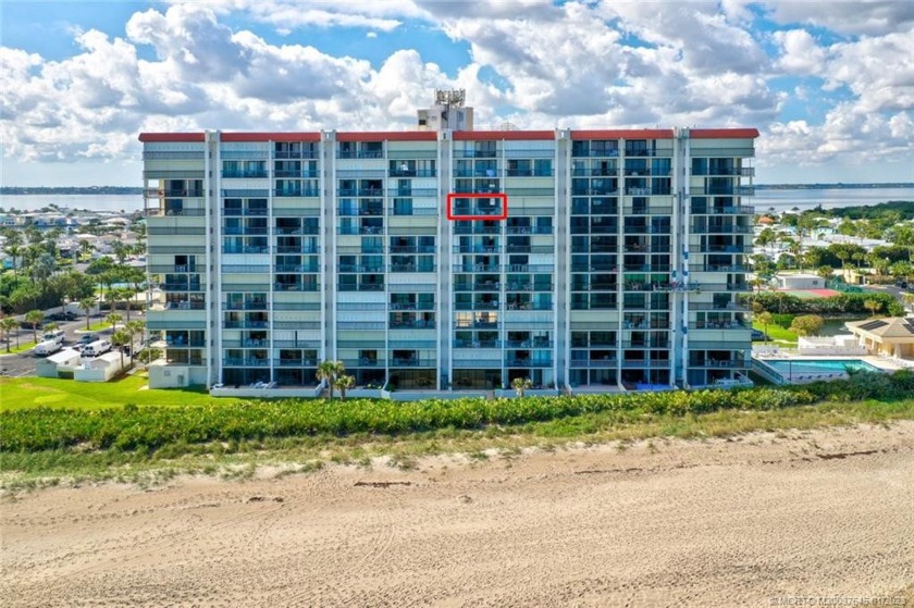 BEACHFRONT! 9th Floor Direct ocean front. Furnished as shown - Beach Condo for sale in Jensen Beach, Florida on Beachhouse.com