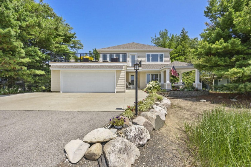 Incredible panoramic views at this Lake Michigan deeded access - Beach Home for sale in West Olive, Michigan on Beachhouse.com