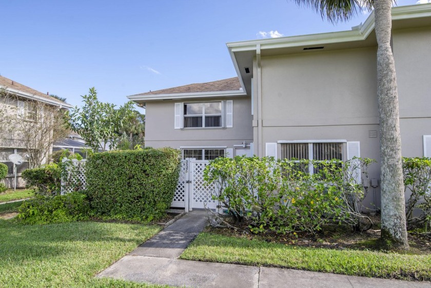 Lakefront Stamford model in the highly sought after community of - Beach Townhome/Townhouse for sale in Palm City, Florida on Beachhouse.com