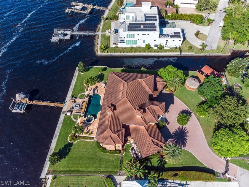 One of Fort Myers finest waterfront properties! This rarest type - Beach Home for sale in Fort Myers, Florida on Beachhouse.com