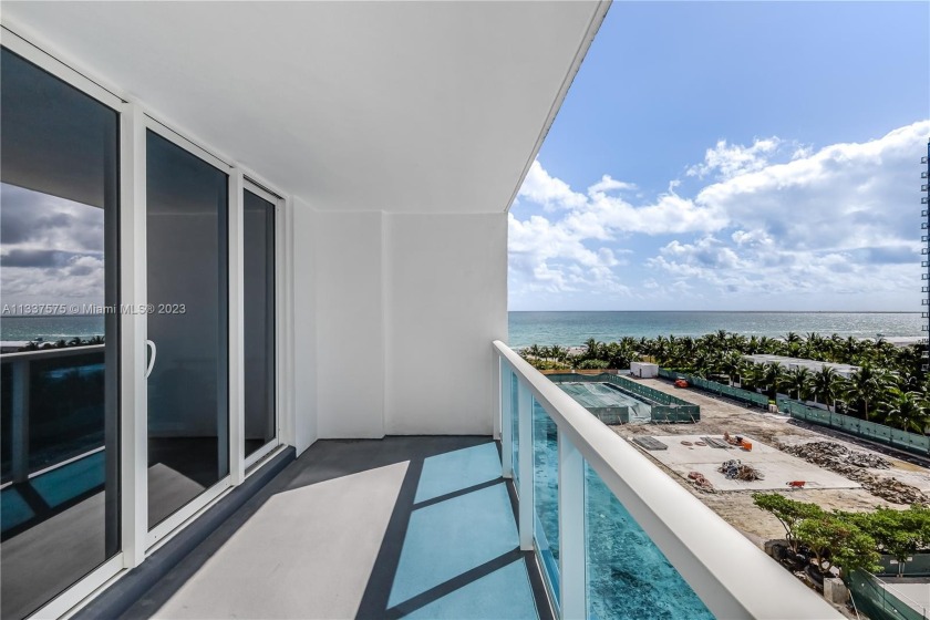 Incredible opportunity in The Roney Palace. Renovation ready - Beach Condo for sale in Miami  Beach, Florida on Beachhouse.com