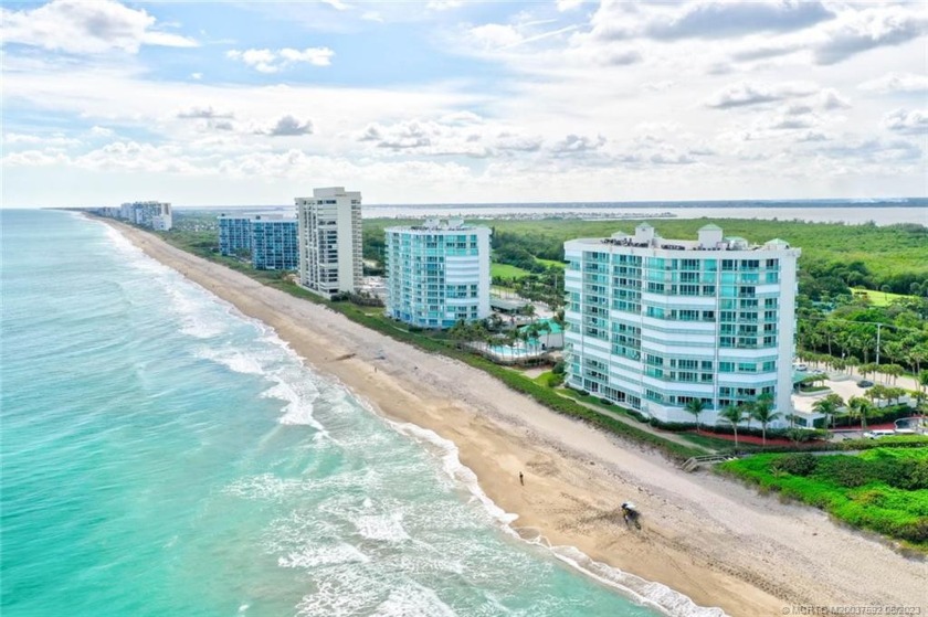 Stunning ocean and river views from this large 3 BD, 2 BA unit - Beach Condo for sale in Jensen Beach, Florida on Beachhouse.com