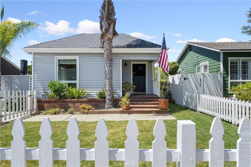 Experience the best of both worlds - historic charm coupled with - Beach Townhome/Townhouse for sale in Costa Mesa, California on Beachhouse.com