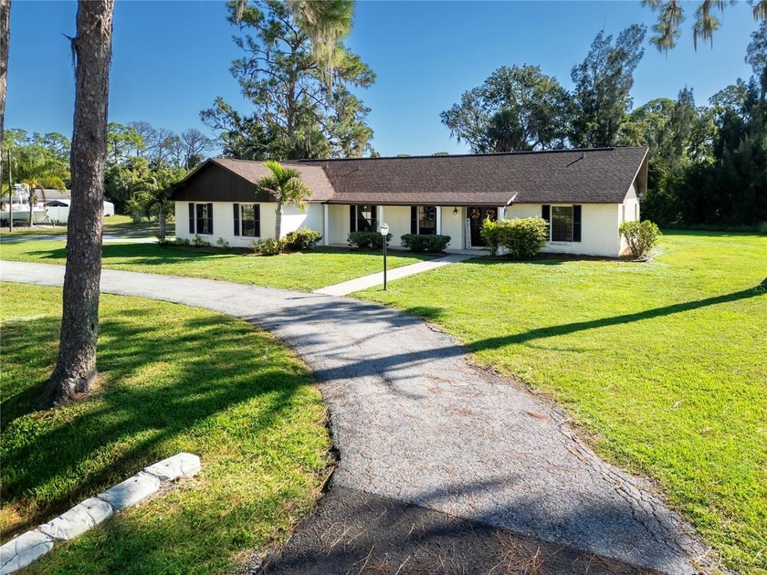 Under contract-accepting backup offers. Amazing opportunity to - Beach Home for sale in Ruskin, Florida on Beachhouse.com