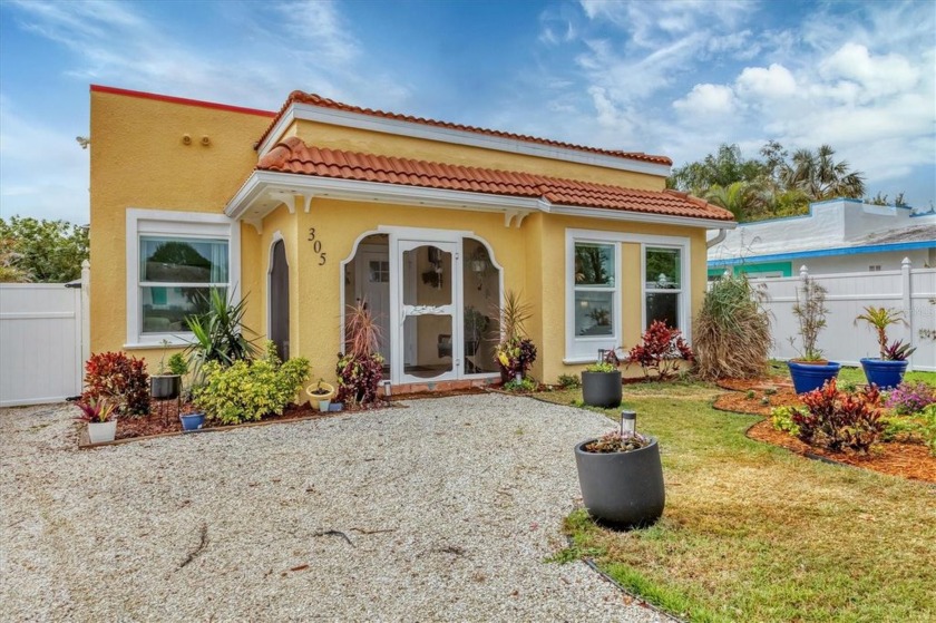Charming 1926 Spanish Mediterranean in Bay Point, just a mile to - Beach Home for sale in Nokomis, Florida on Beachhouse.com