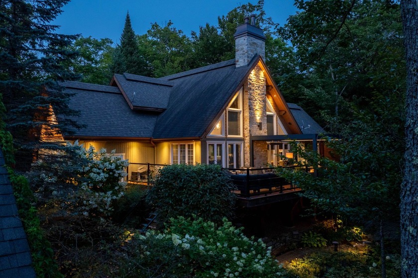 Located just a ten-minute drive from Mont-Tremblant ski resort - Beach Home for sale in Mont-Tremblant,  on Beachhouse.com