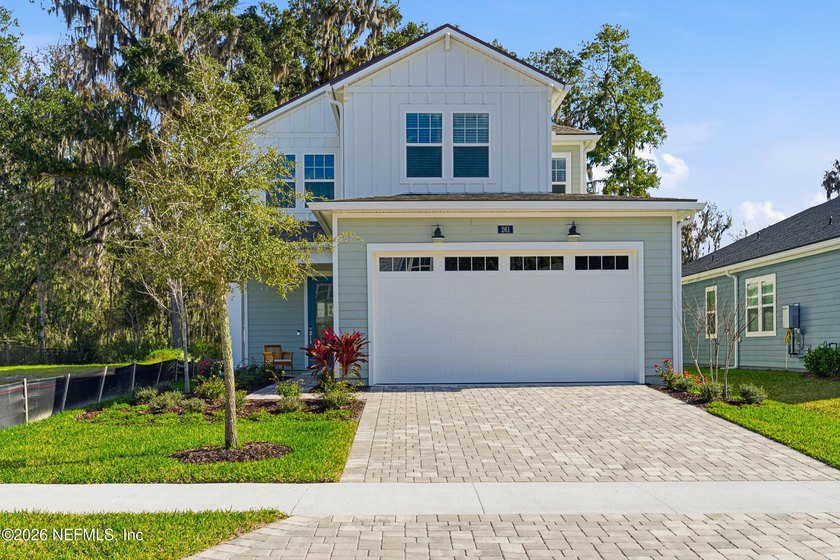 DON'T MISS OUT ON THIS ONE! One of the only 4br homes currently - Beach Home for sale in Saint Johns, Florida on Beachhouse.com