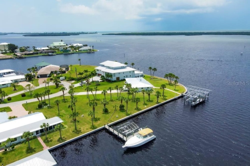 LOT FOR SALE! Welcome to your dream waterfront oasis on the - Beach Lot for sale in Englewood, Florida on Beachhouse.com