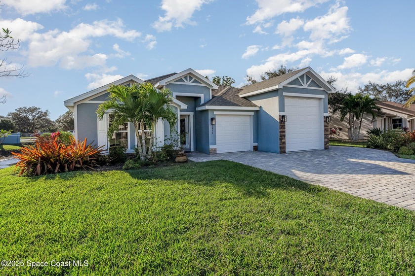 Located in a resort-style country club community, offering - Beach Home for sale in Melbourne, Florida on Beachhouse.com
