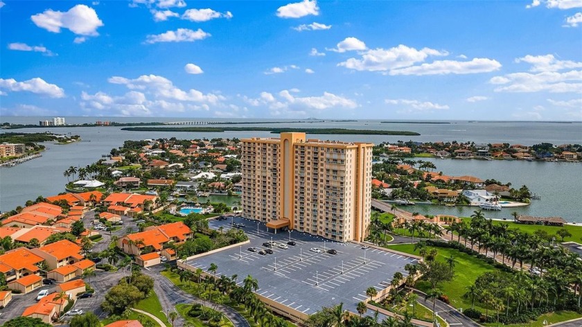 Completely redesigned and renovated luxury condo with views of - Beach Condo for sale in St. Petersburg, Florida on Beachhouse.com