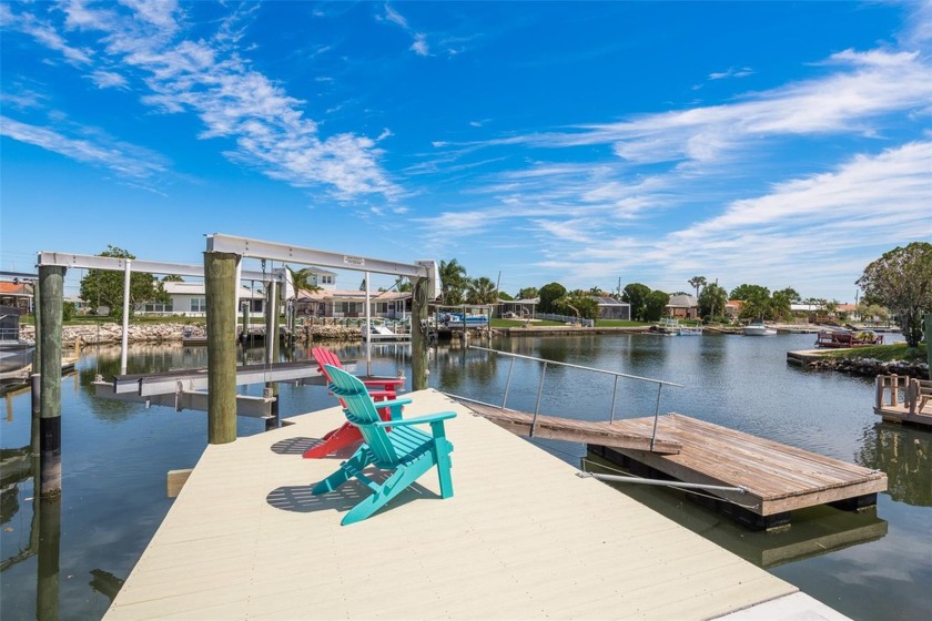 Under contract-accepting backup offerse and enjoy the warm - Beach Home for sale in New Port Richey, Florida on Beachhouse.com