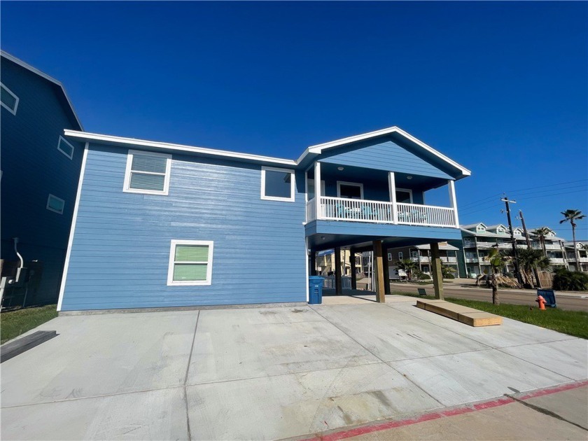 Are you looking for a beautiful house in the perfect location? - Beach Home for sale in Port Aransas, Texas on Beachhouse.com