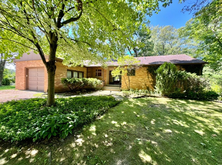 The tranquility of one-and-one-half wooded acres on Bonnie Book - Beach Home for sale in Waukegan, Illinois on Beachhouse.com