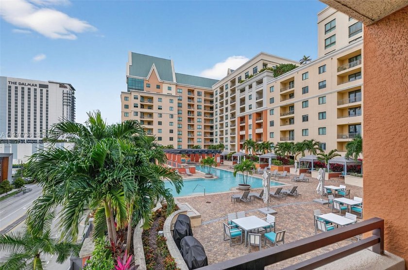 Exceptional Value in Fort Lauderdale! Spacious and pristine - Beach Condo for sale in Fort Lauderdale, Florida on Beachhouse.com