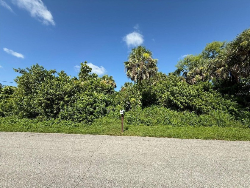 Seller is very motivated!! Located Just Minutes from the beach - Beach Lot for sale in Port Charlotte, Florida on Beachhouse.com