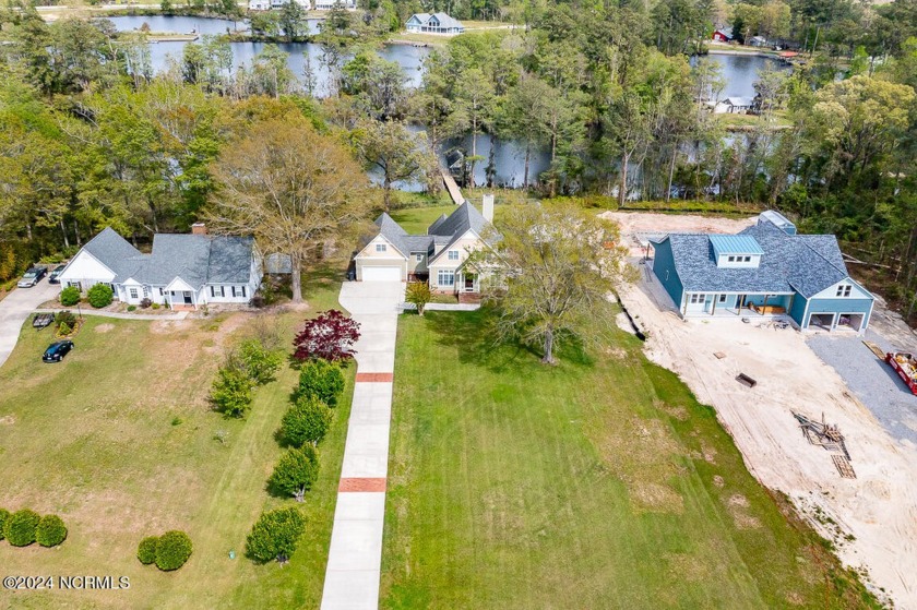 Seize the chance to live the waterfront lifestyle you've always - Beach Home for sale in New Bern, North Carolina on Beachhouse.com