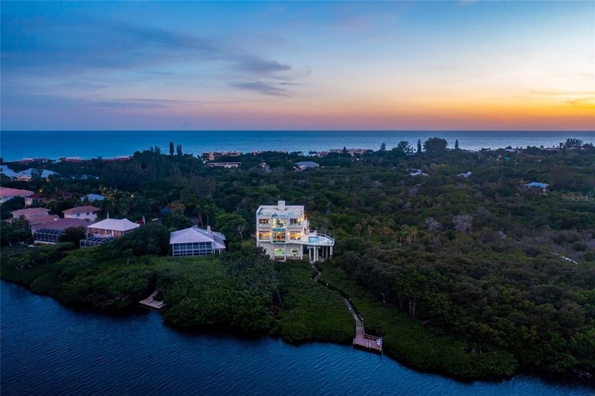 Stunning contemporary spectacular bayfront estate on Longboat - Beach Home for sale in Longboat Key, Florida on Beachhouse.com