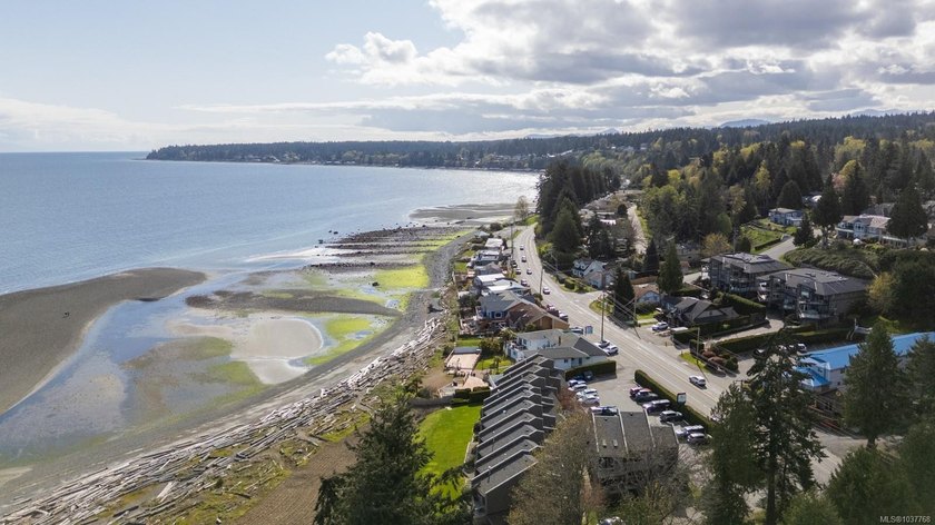 Welcome to Unit 220 at The Shorewater Resort, an upper-floor - Beach Condo for sale in Qualicum Beach, British Columbia on Beachhouse.com