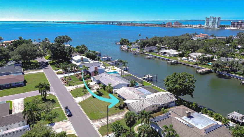 Welcome to this spacious waterfront home located in the highly - Beach Home for sale in St. Petersburg, Florida on Beachhouse.com