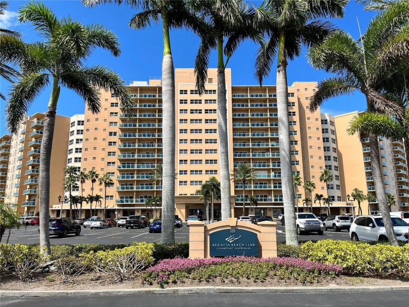 VERY SPACIOUS and COMPLETELY UPGRADED 1242 SQFT BEACH CONDO with - Beach Condo for sale in Clearwater, Florida on Beachhouse.com