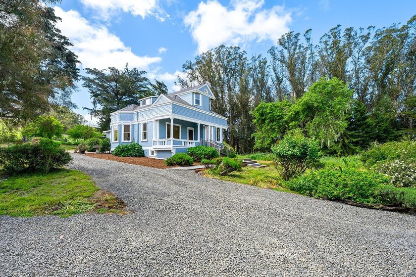 Set along the scenic Tomales-Petaluma corridor, this is the kind - Beach Home for sale in Tomales, California on Beachhouse.com