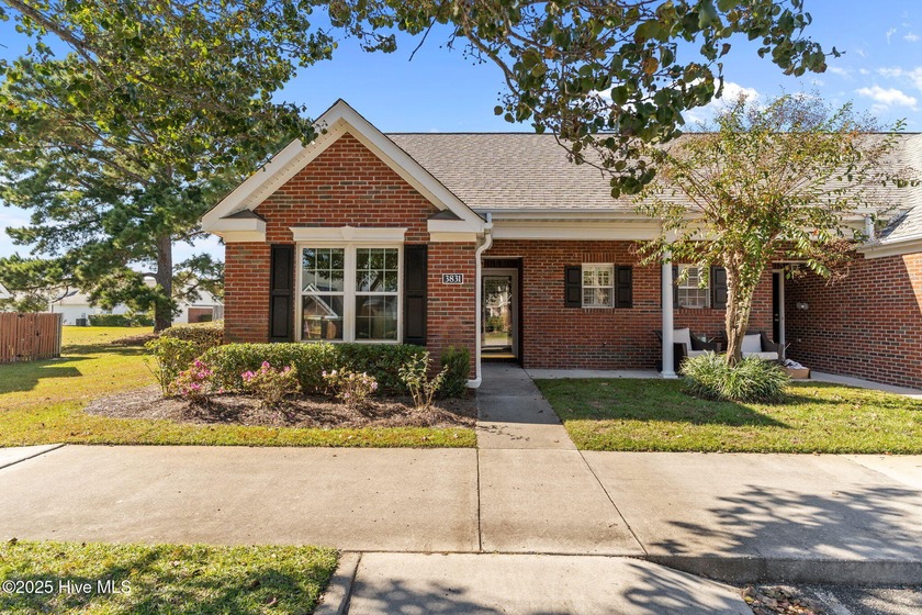 Beautifully Remodeled One-Level Townhome in the Heart of - Beach Townhome/Townhouse for sale in Wilmington, North Carolina on Beachhouse.com