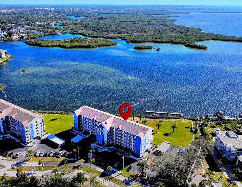 Turnkey Waterfront Condo with Stunning 180? Gulf Views - Move-In - Beach Condo for sale in Port Richey, Florida on Beachhouse.com