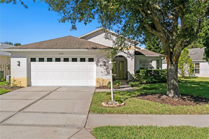 VIBRANT 55+ GATED COMMUNITY!  This lovingly maintained 3 bedroom - Beach Home for sale in Trinity, Florida on Beachhouse.com