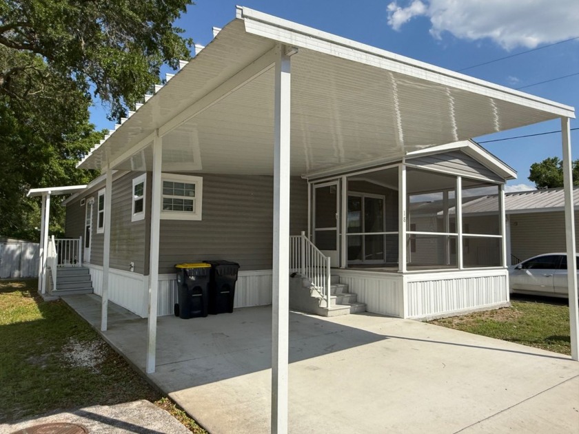 Motivated seller!! Says bring me an offer!! Priced for a quick - Beach Home for sale in Bunnell, Florida on Beachhouse.com