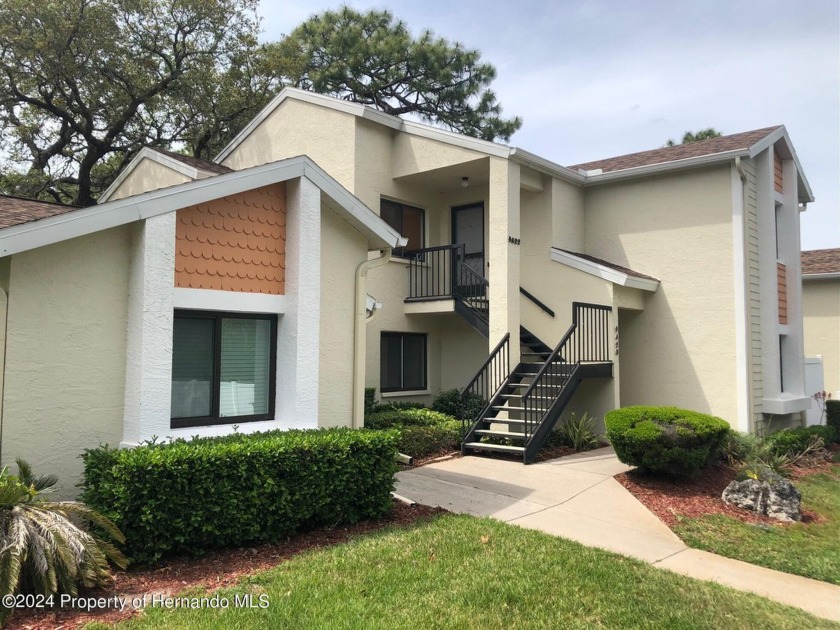 Come see this beautiful remodeled, maintenance free, ground - Beach Condo for sale in Weeki Wachee, Florida on Beachhouse.com