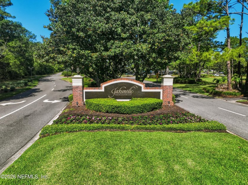 Welcome to 12925 Huntley Manor Drive, inside the gated - Beach Home for sale in Jacksonville, Florida on Beachhouse.com