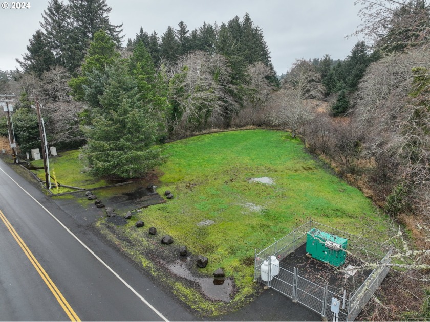 Located in the Cullaby Lake neighborhood this lot backs up to - Beach Lot for sale in Warrenton, Oregon on Beachhouse.com